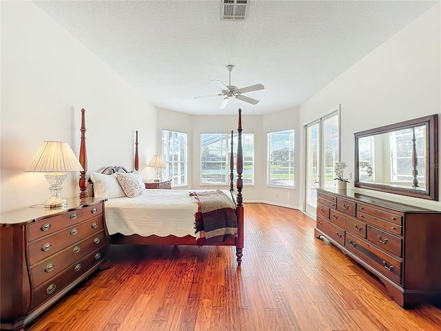 1821 CARILLON PARK DRIVE, Oviedo, FL 32765