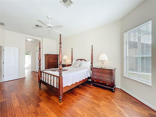 1821 CARILLON PARK DRIVE, Oviedo, FL 32765