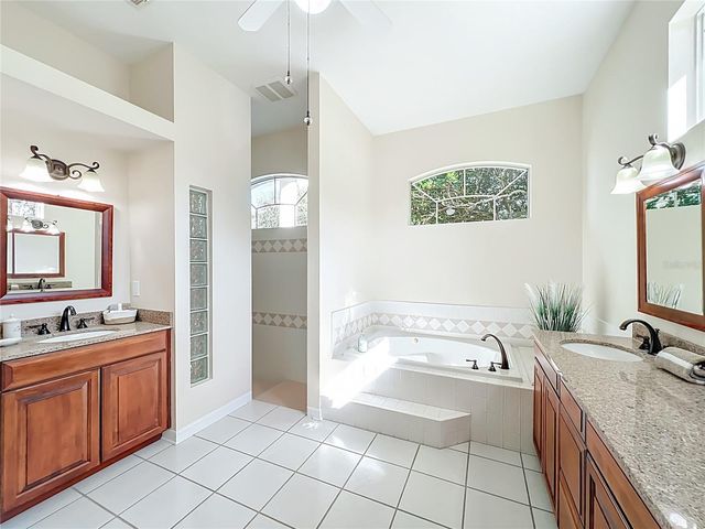 1821 CARILLON PARK DRIVE, Oviedo, FL 32765