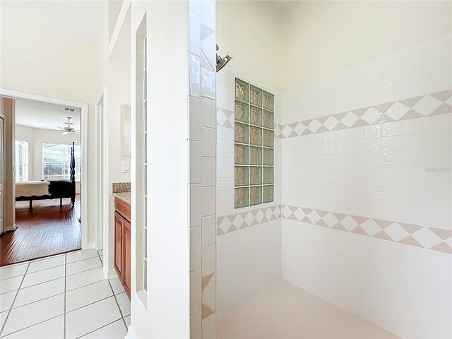 1821 CARILLON PARK DRIVE, Oviedo, FL 32765