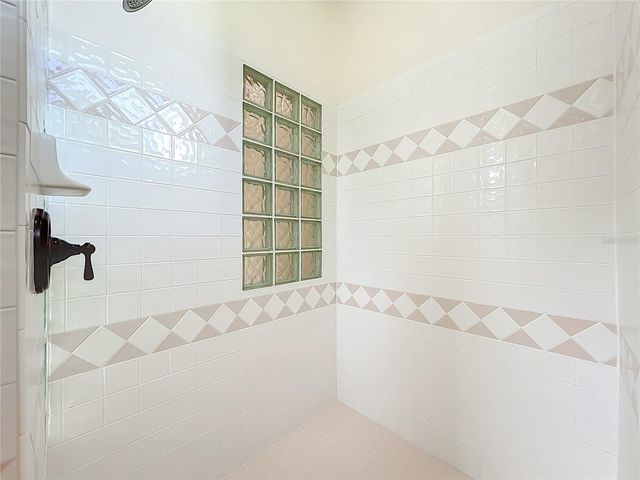 1821 CARILLON PARK DRIVE, Oviedo, FL 32765