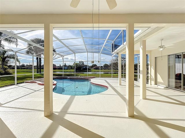 1821 CARILLON PARK DRIVE, Oviedo, FL 32765