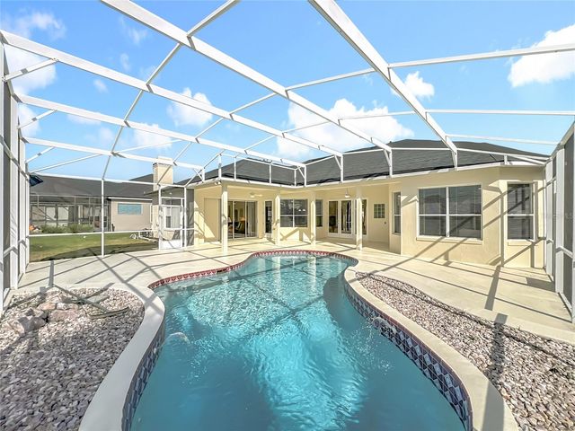 1821 CARILLON PARK DRIVE, Oviedo, FL 32765