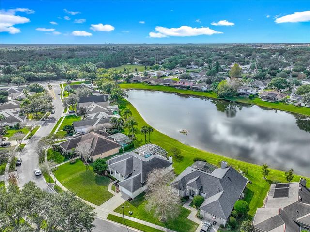 1821 CARILLON PARK DRIVE, Oviedo, FL 32765