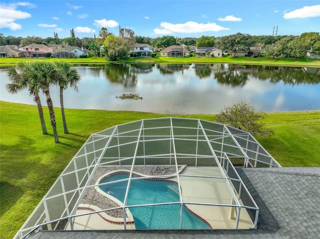 1821 CARILLON PARK DRIVE, Oviedo, FL 32765