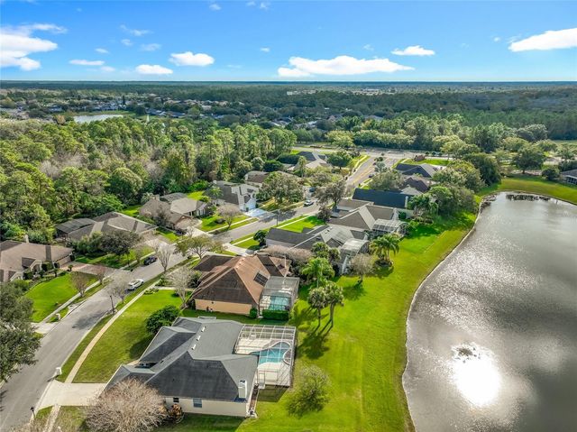 1821 CARILLON PARK DRIVE, Oviedo, FL 32765