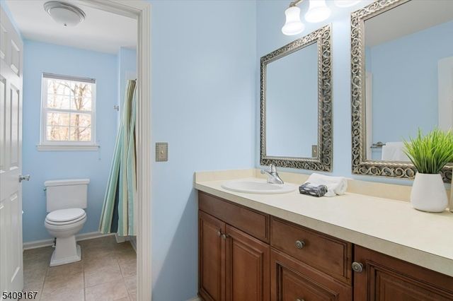 408 Rock Ridge Rd, Jefferson Twp., NJ 07849