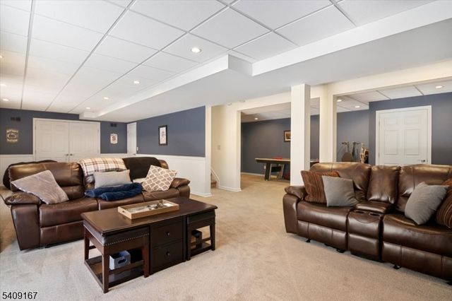 408 Rock Ridge Rd, Jefferson Twp., NJ 07849