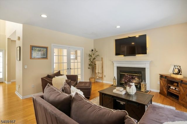 408 Rock Ridge Rd, Jefferson Twp., NJ 07849