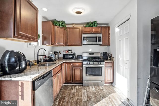 83 QUEEN AVE, Pennsville, NJ 08070
