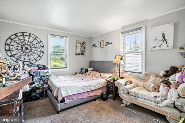 83 QUEEN AVE, Pennsville, NJ 08070