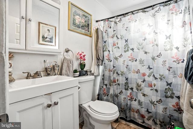 83 QUEEN AVE, Pennsville, NJ 08070