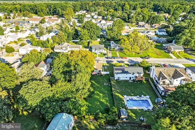 83 QUEEN AVE, Pennsville, NJ 08070