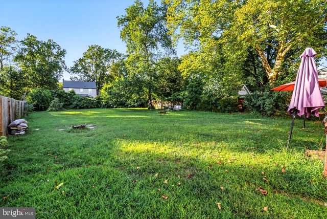 83 QUEEN AVE, Pennsville, NJ 08070