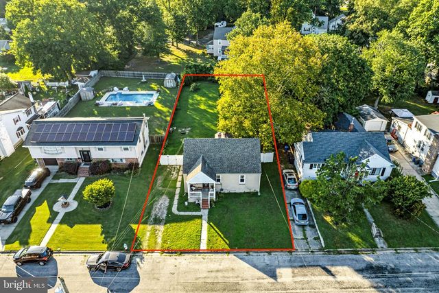 83 QUEEN AVE, Pennsville, NJ 08070