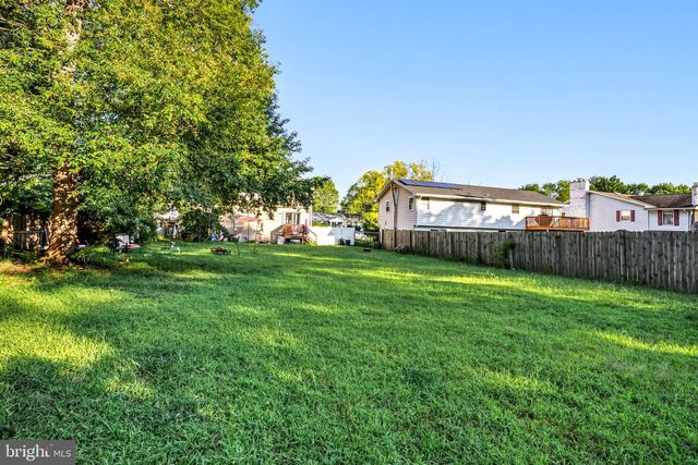 83 QUEEN AVE, Pennsville, NJ 08070