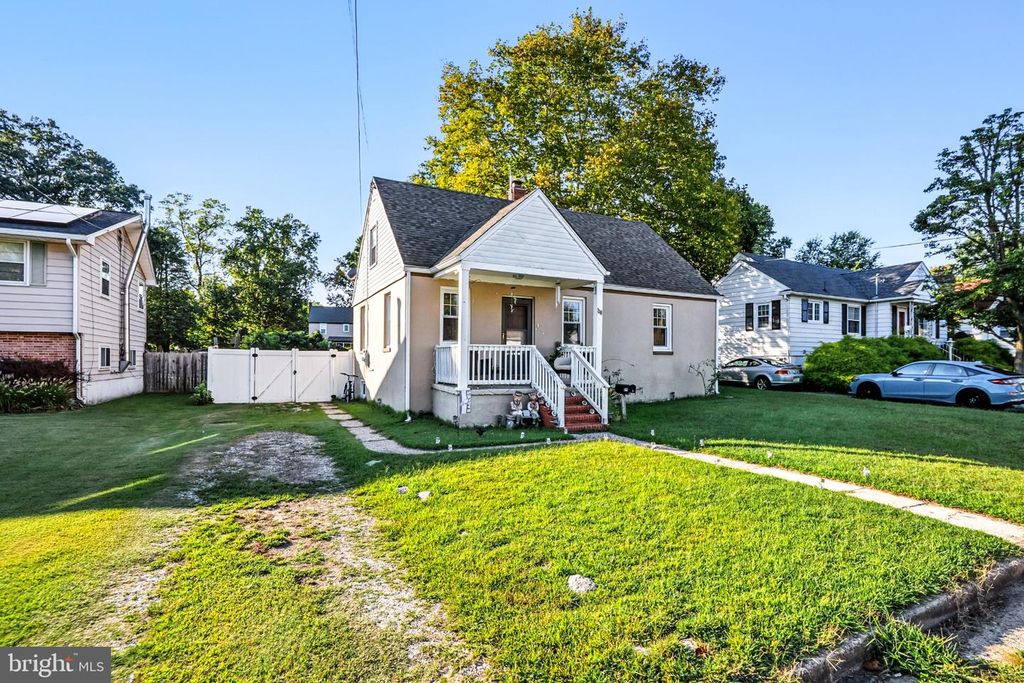 83 QUEEN AVE, Pennsville, NJ 08070
