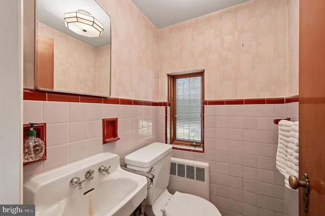 78 PEQUOT TRL, Medford Lakes, NJ 08055