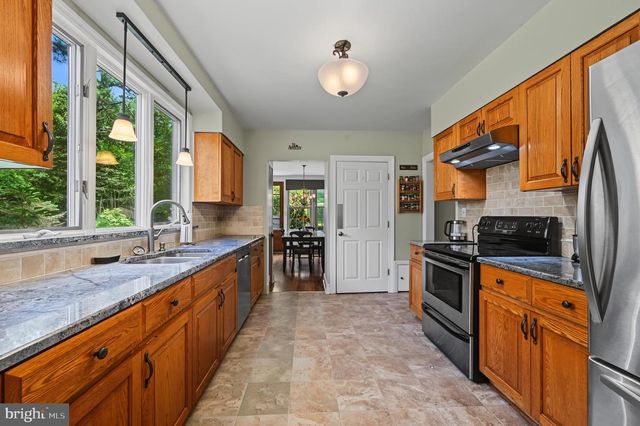 78 PEQUOT TRL, Medford Lakes, NJ 08055