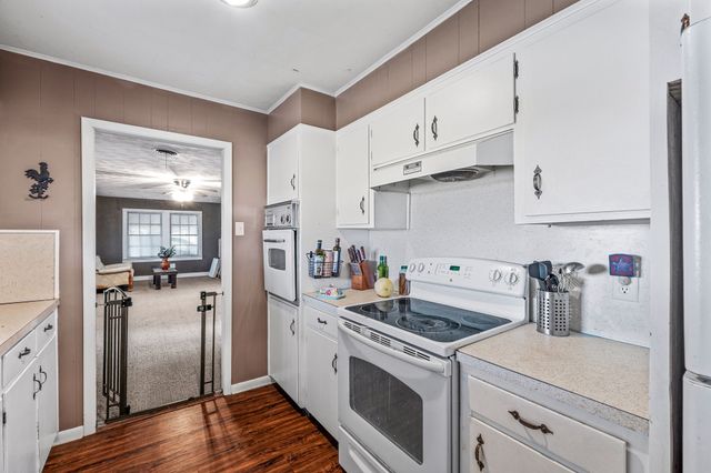 7450 E Highway 6 3, De Leon, TX 76444