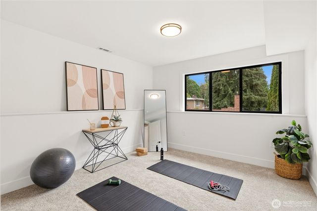 315 241st Street SW, Bothell, WA 98021