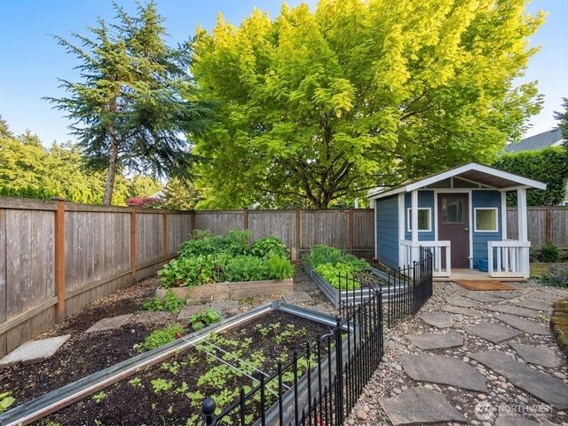 11208 42nd Avenue SE, Everett, WA 98208