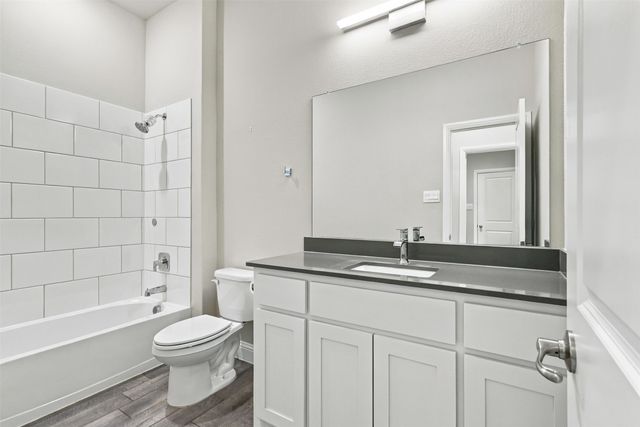 809 Pea Eye Drive, Midlothian, TX 76065
