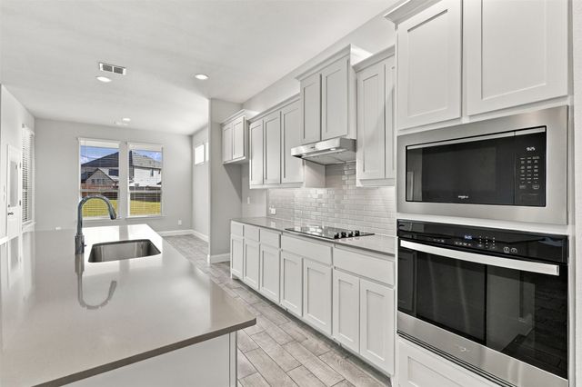 809 Pea Eye Drive, Midlothian, TX 76065