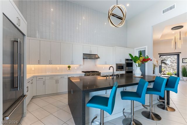 6178 Petroglyph Avenue, Las Vegas, NV 89135