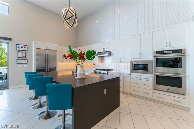 6178 Petroglyph Avenue, Las Vegas, NV 89135