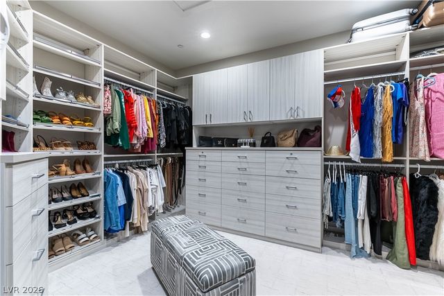 6178 Petroglyph Avenue, Las Vegas, NV 89135
