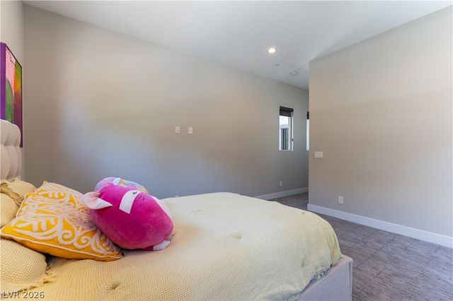 6178 Petroglyph Avenue, Las Vegas, NV 89135