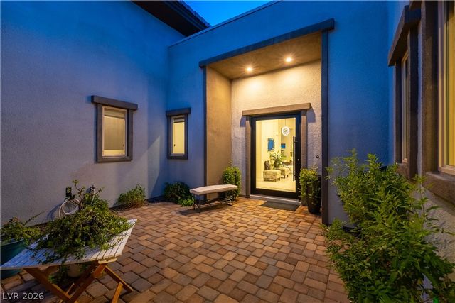 6178 Petroglyph Avenue, Las Vegas, NV 89135