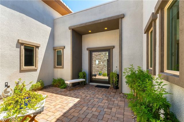 6178 Petroglyph Avenue, Las Vegas, NV 89135