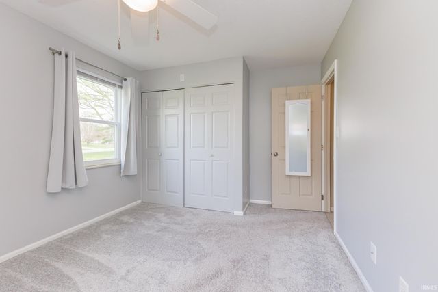 1806 N Mockingbird Lane, Muncie, IN 47304