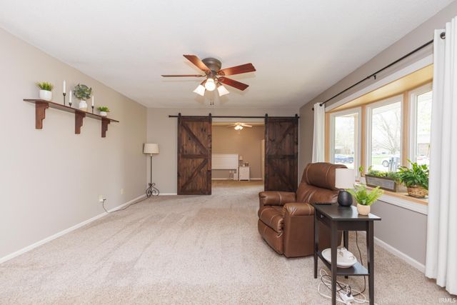 1806 N Mockingbird Lane, Muncie, IN 47304