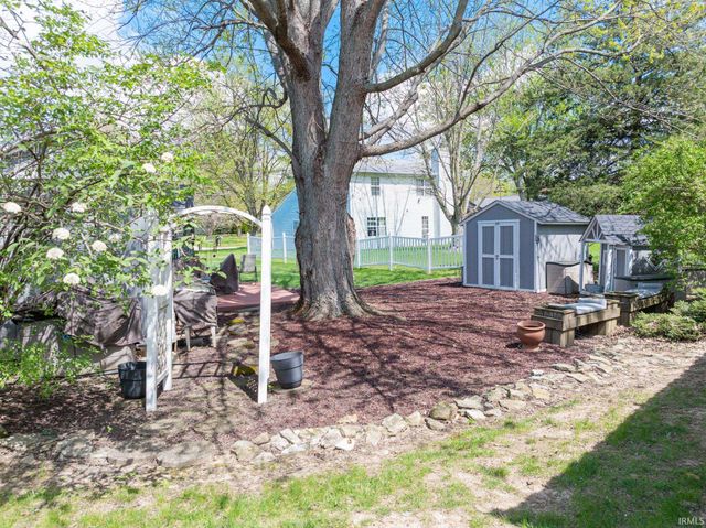 1806 N Mockingbird Lane, Muncie, IN 47304