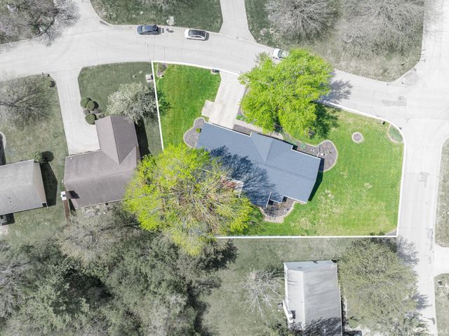 1806 N Mockingbird Lane, Muncie, IN 47304