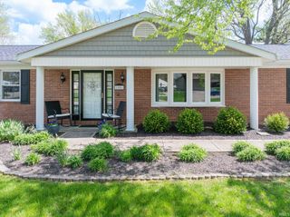1806 N Mockingbird Lane, Muncie, IN 47304