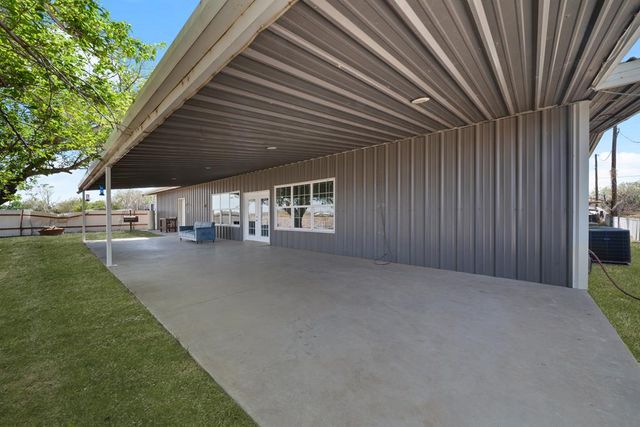 1228 LCR 248, Colorado City Lake, TX 79512