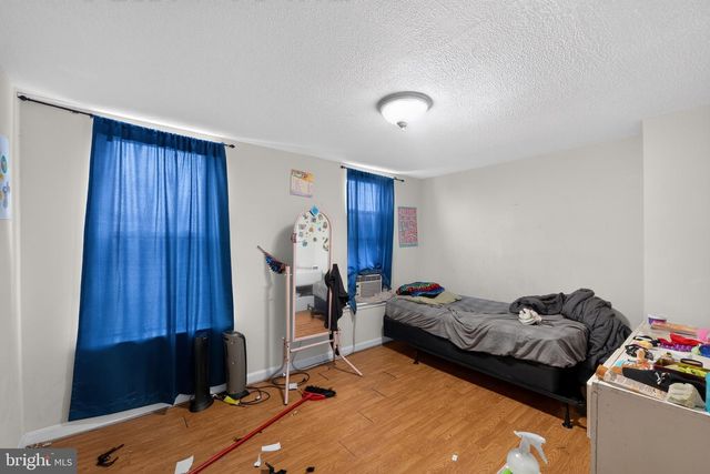 1927 E BALTIMORE ST, Baltimore, MD 21231