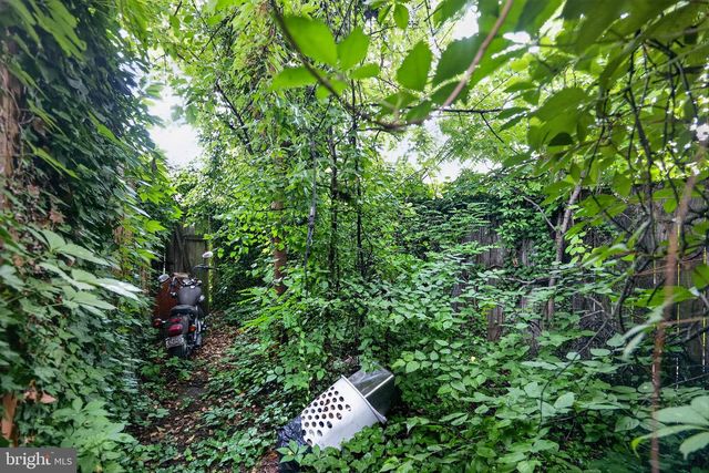 1927 E BALTIMORE ST, Baltimore, MD 21231