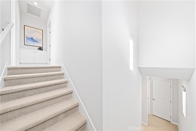 206 Milky, Irvine, CA 92618