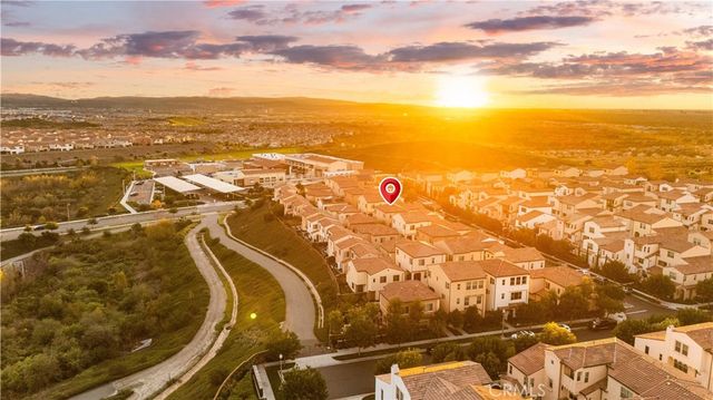 206 Milky, Irvine, CA 92618