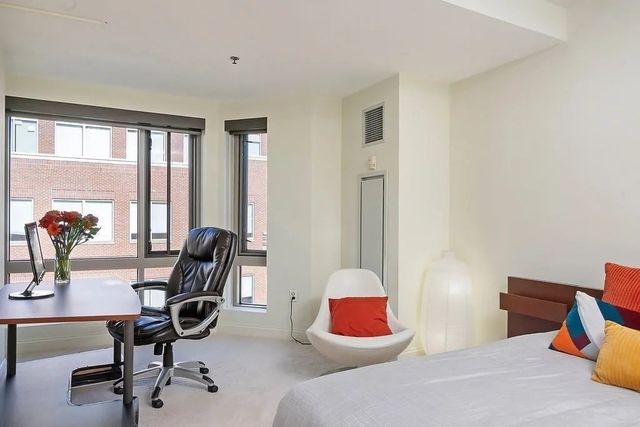 17 Otis St 503, Cambridge, MA 02141