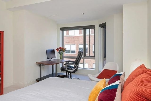 17 Otis St 503, Cambridge, MA 02141