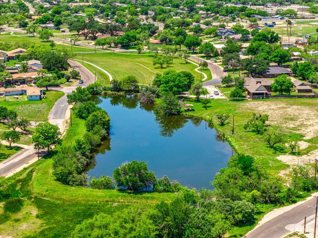 1221 Forest Park Avenue, San Angelo, TX 76901