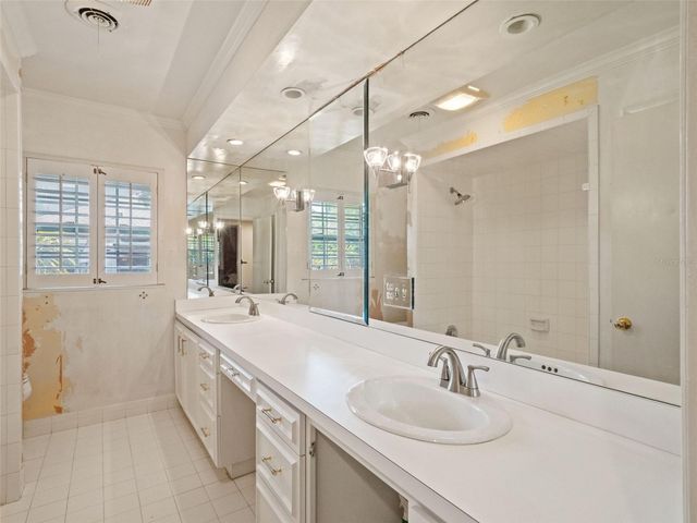 517 DERRY DOWN ROAD, Orlando, FL 32806