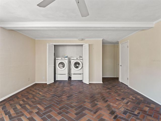 517 DERRY DOWN ROAD, Orlando, FL 32806