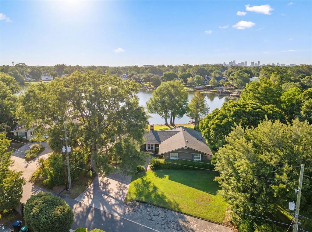517 DERRY DOWN ROAD, Orlando, FL 32806